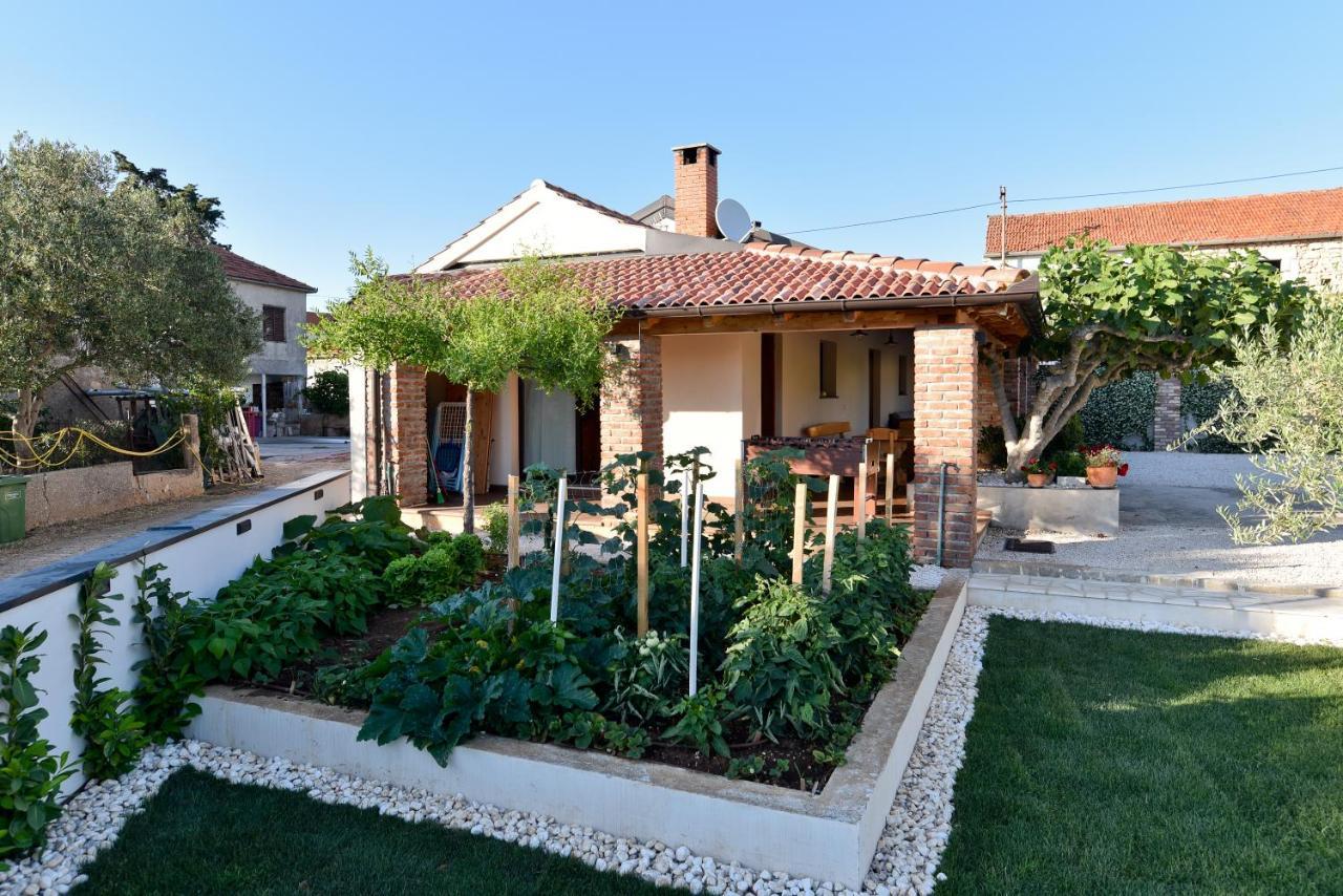 Villa Navita Augustinus With Pool Debeljak Экстерьер фото